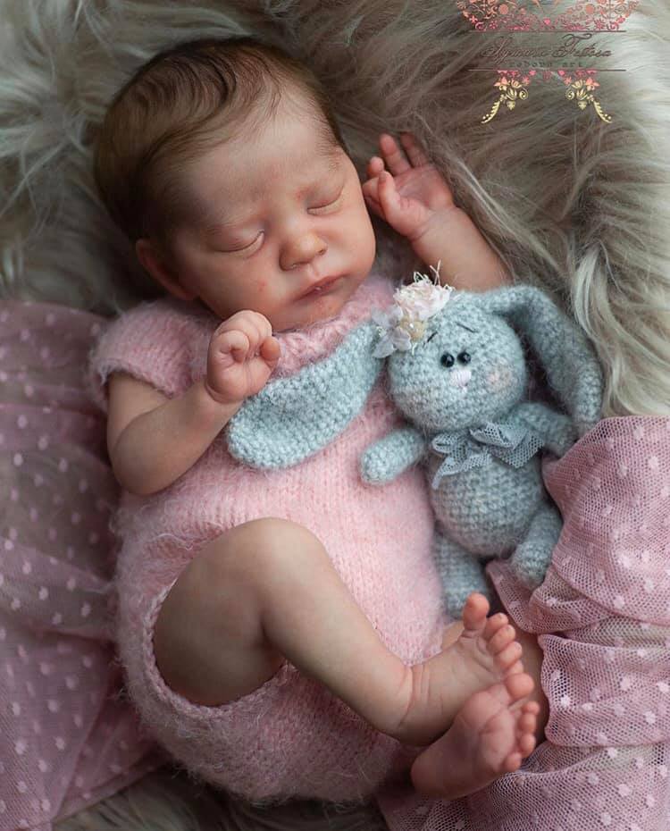 Mia by Irina Kaplanskaya - Create A Little Magic (Pty) Ltd