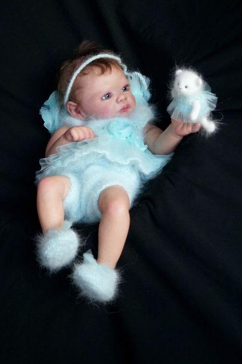 Henley by Dawn Murray McLeod - Create A Little Magic (Pty) Ltd