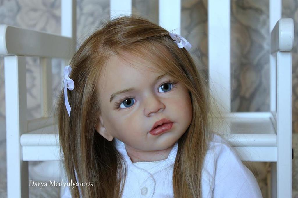 Isabella by Regina Swialkowski - Create A Little Magic (Pty) Ltd