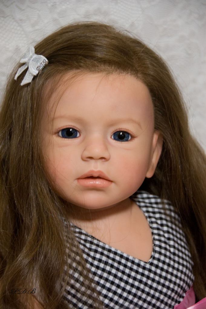 Isabella by Regina Swialkowski - Create A Little Magic (Pty) Ltd