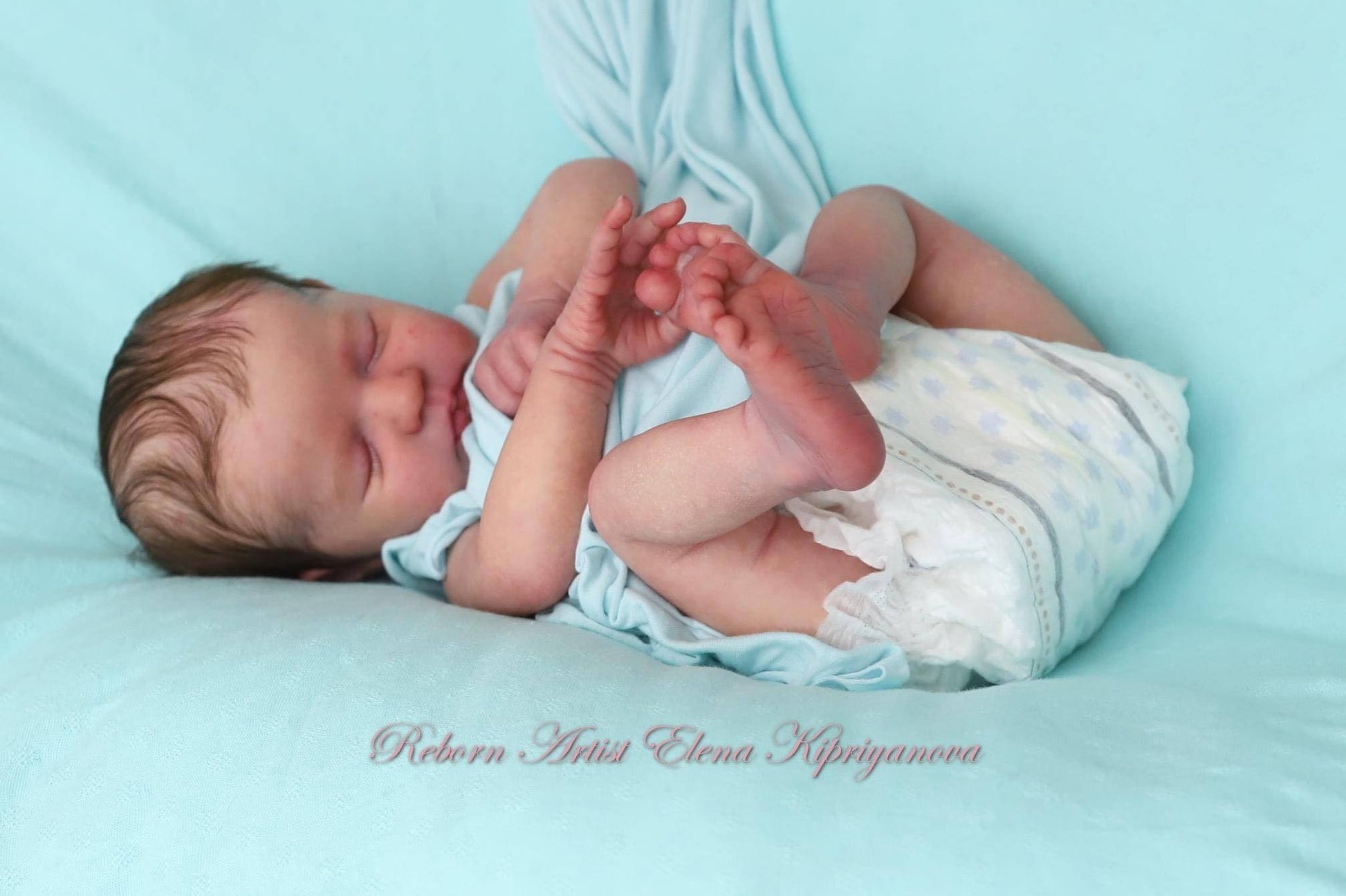 ***PRE-ORDER DEPOSIT ONLY*** Serena by Tay Freitas - Create A Little Magic (Pty) Ltd