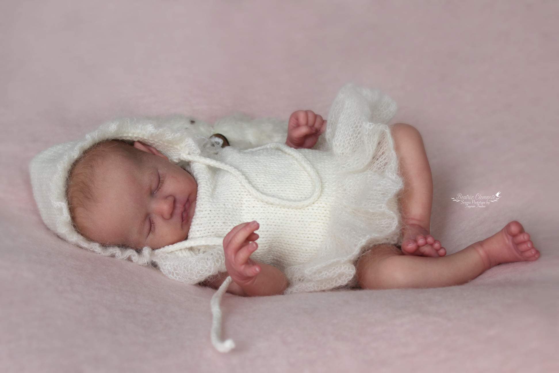 ***PRE-ORDER DEPOSIT ONLY*** Serena by Tay Freitas - Create A Little Magic (Pty) Ltd